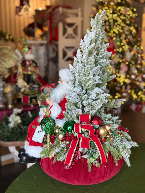 Aranjament decorativ cu Moș Crăciun și brăduți, vișiniu/verde, 70cm