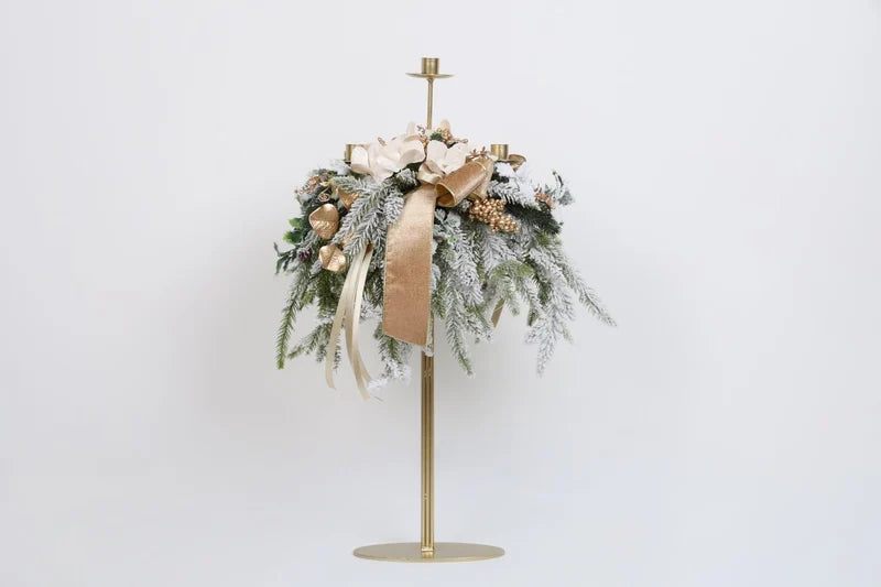 Suport înalt pentru lumânări cu 3 brațe și decorațiuni de Crăciun, alb/auriu/verde, 50cm