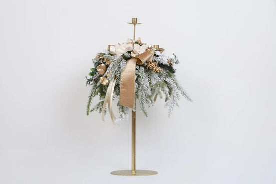 Suport înalt pentru lumânări cu 3 brațe și decorațiuni de Crăciun, alb/auriu/verde, 50cm