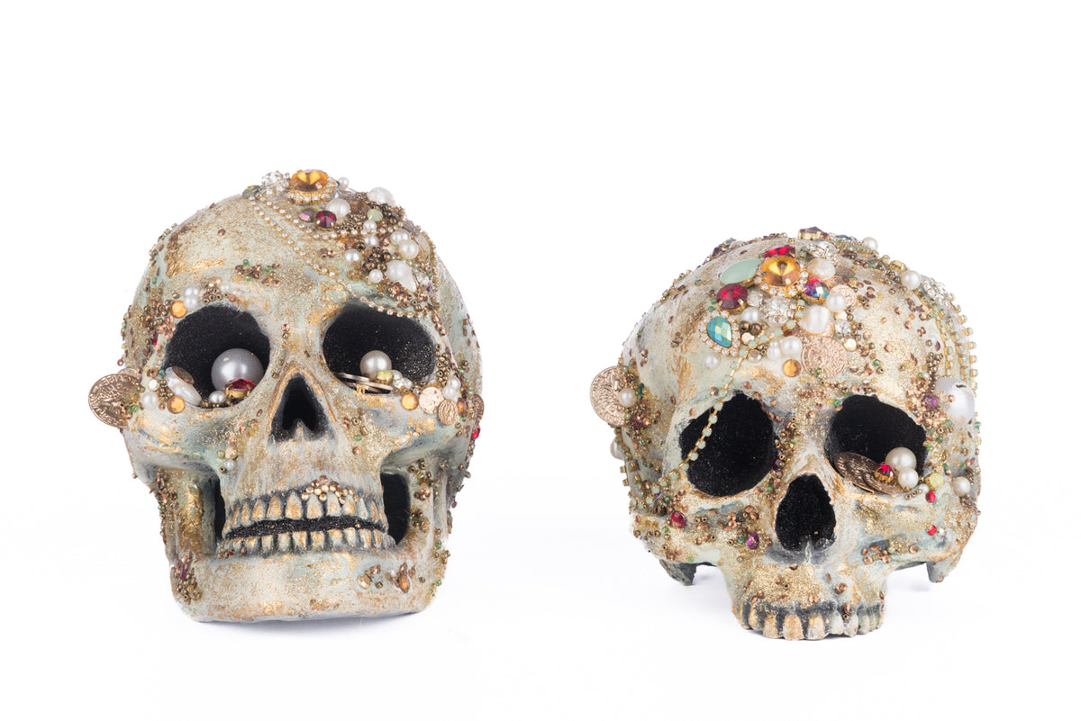 CRANII INCRUSTATE CU BIJUTERII, CREM, 21,5 CM