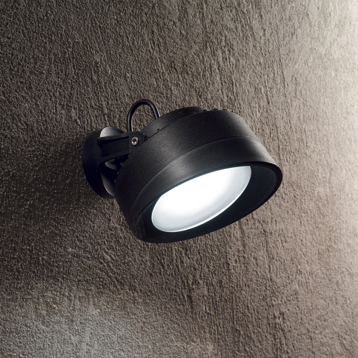 Aplică de exterior Litio AP1, negru – ambient