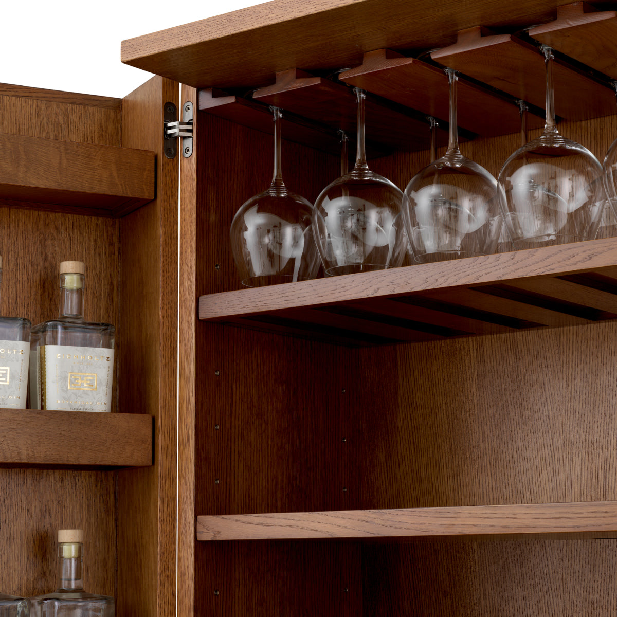 Bar Borchard, furnir de stejar caramel