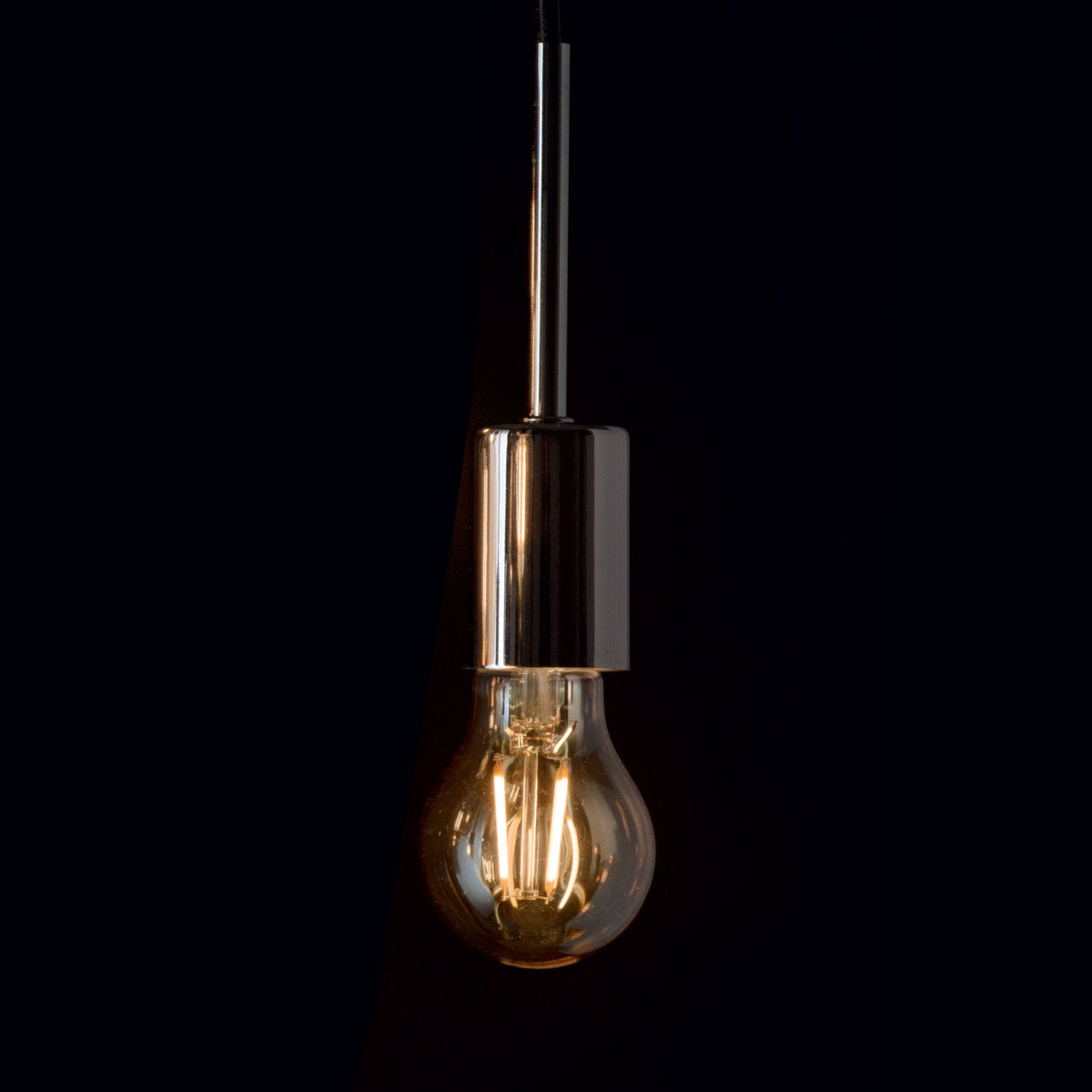 Bec LED E27 picătură 4W 2200K CRI80, chihlimbar – ambient