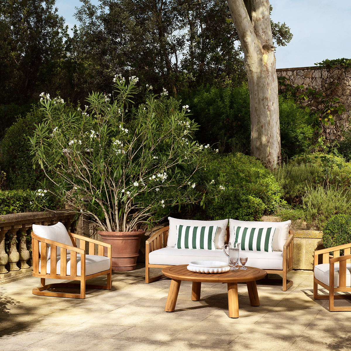 Canapea de exterior Aruba, tec natural, cu perne Sunbrella canvas