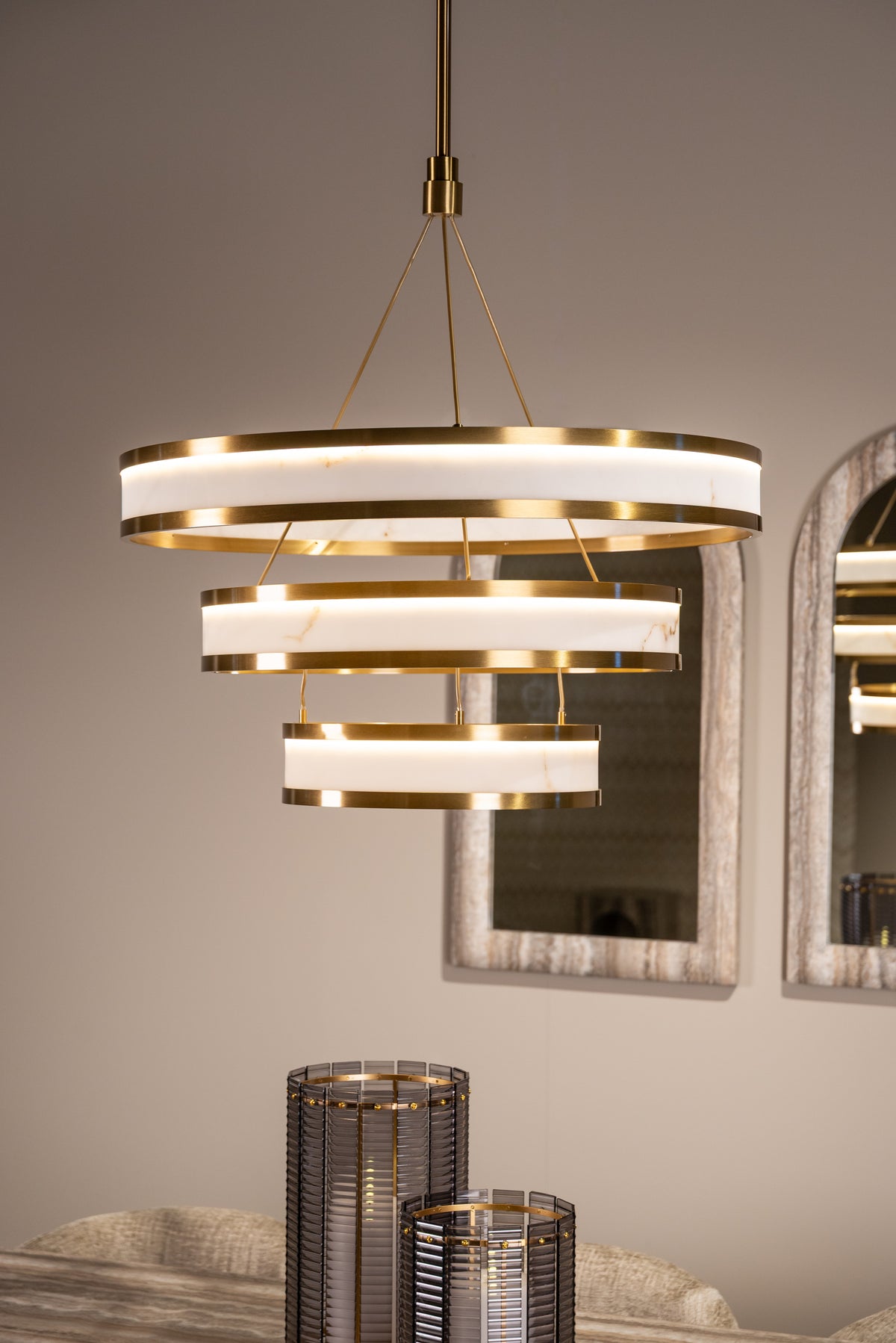Candelabru Cealora, alb – ambient