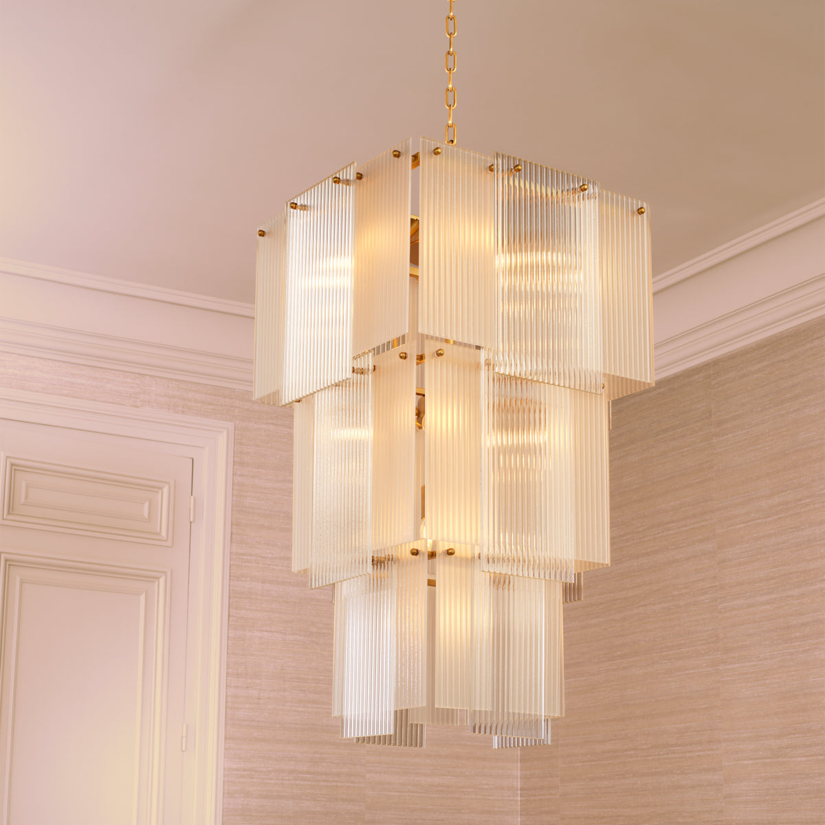 Candelabru Giardano, sticlă transparentă și mată, finisaj alamă antichizată