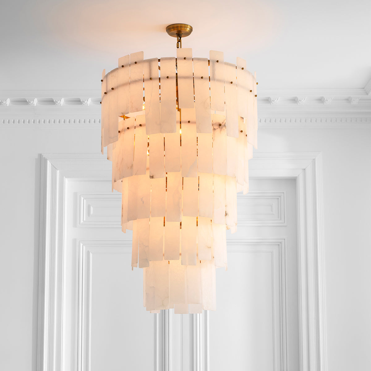 Candelabru Greyson XL, finisaj alamă antichizată, alabastru
