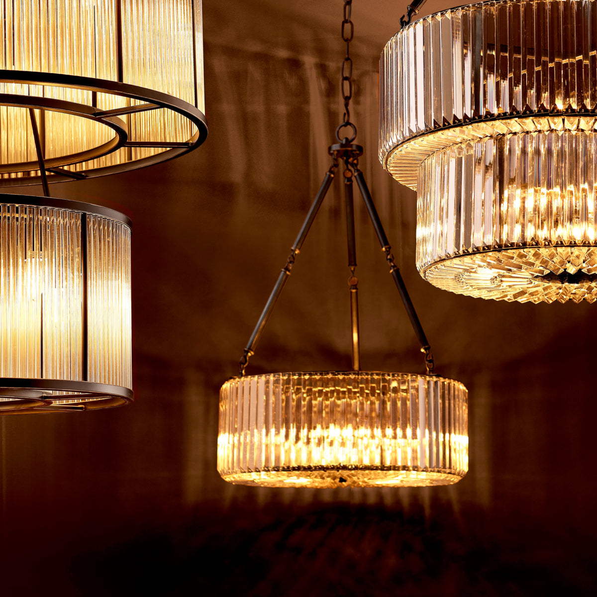 Candelabru Infinity, finisaj bronz cu reflexe