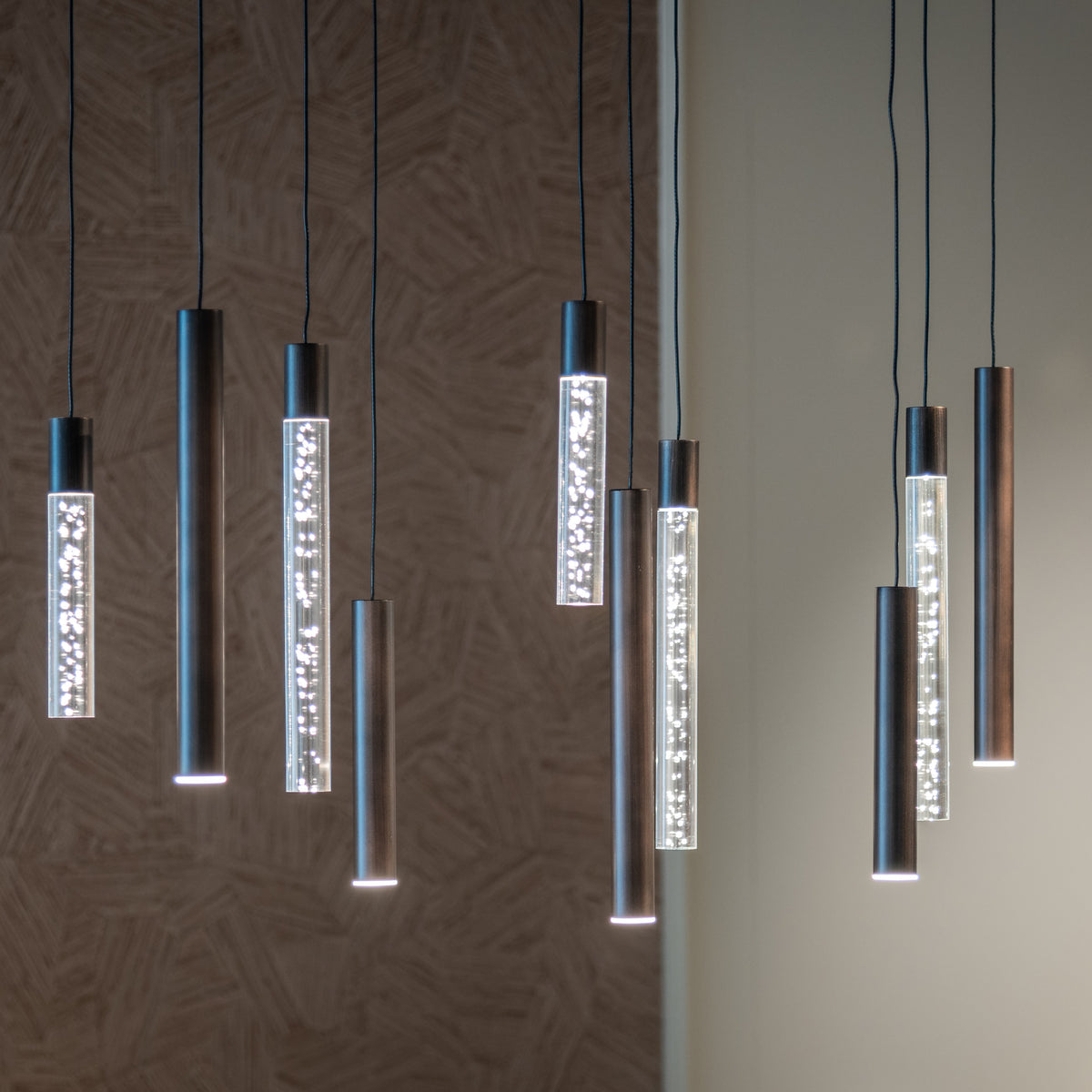 Candelabru Oxley, bronz, mare – ambient
