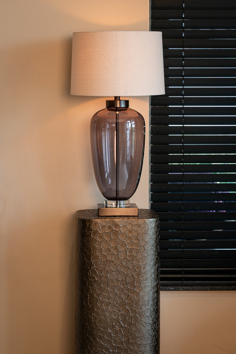 Coloană decorativă Derwin, Brunzae – ambient