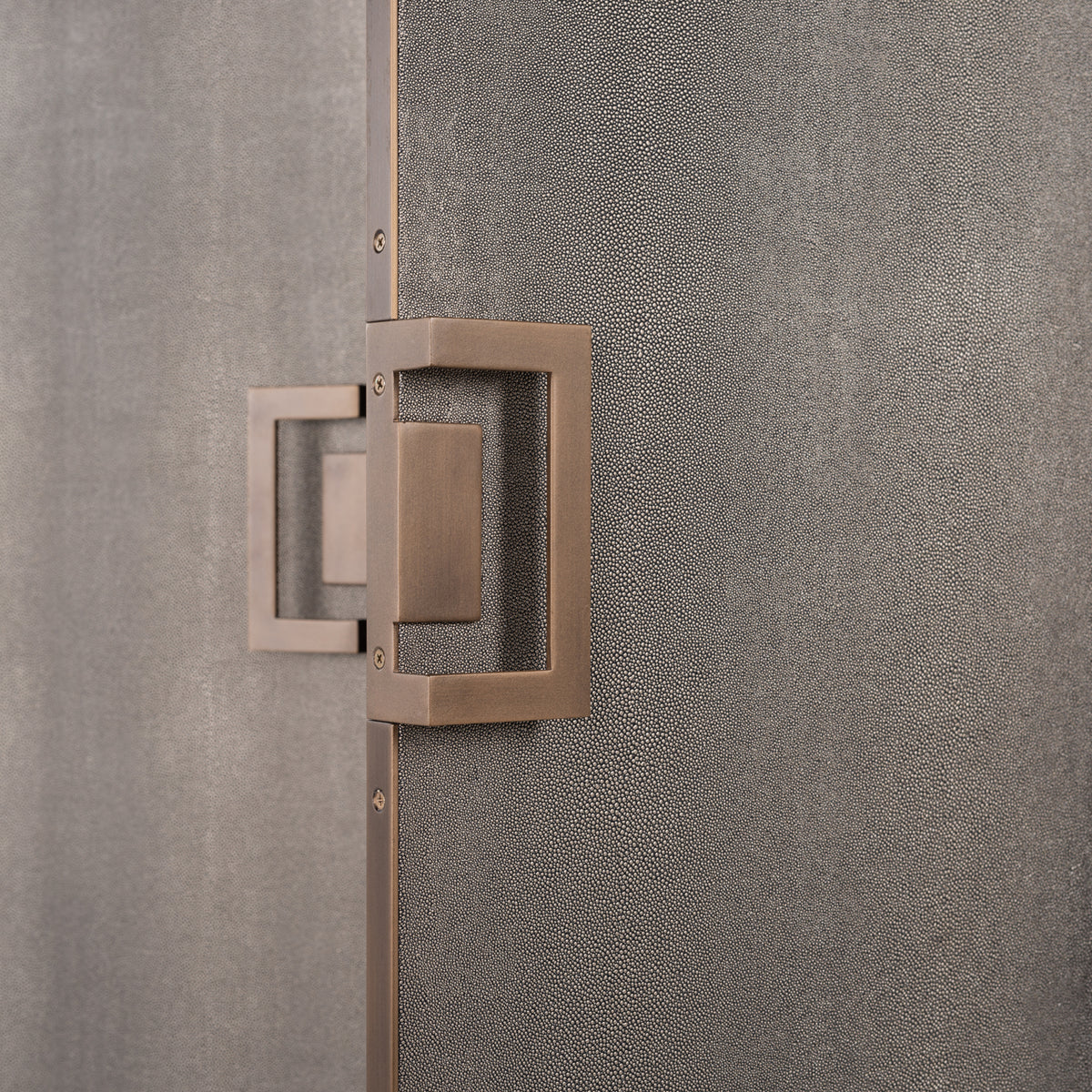 Dulap Bloomville, alamă shagreen
