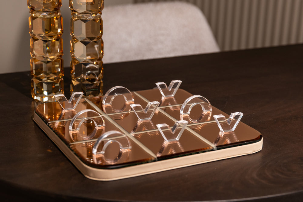 Joc decorativ Caylin, auriu, Tic-Tac-Toe – ambient