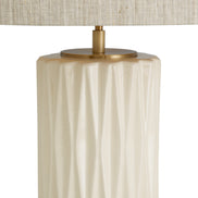 Lampă de masă Amarello, ceramică crem, cu abajur