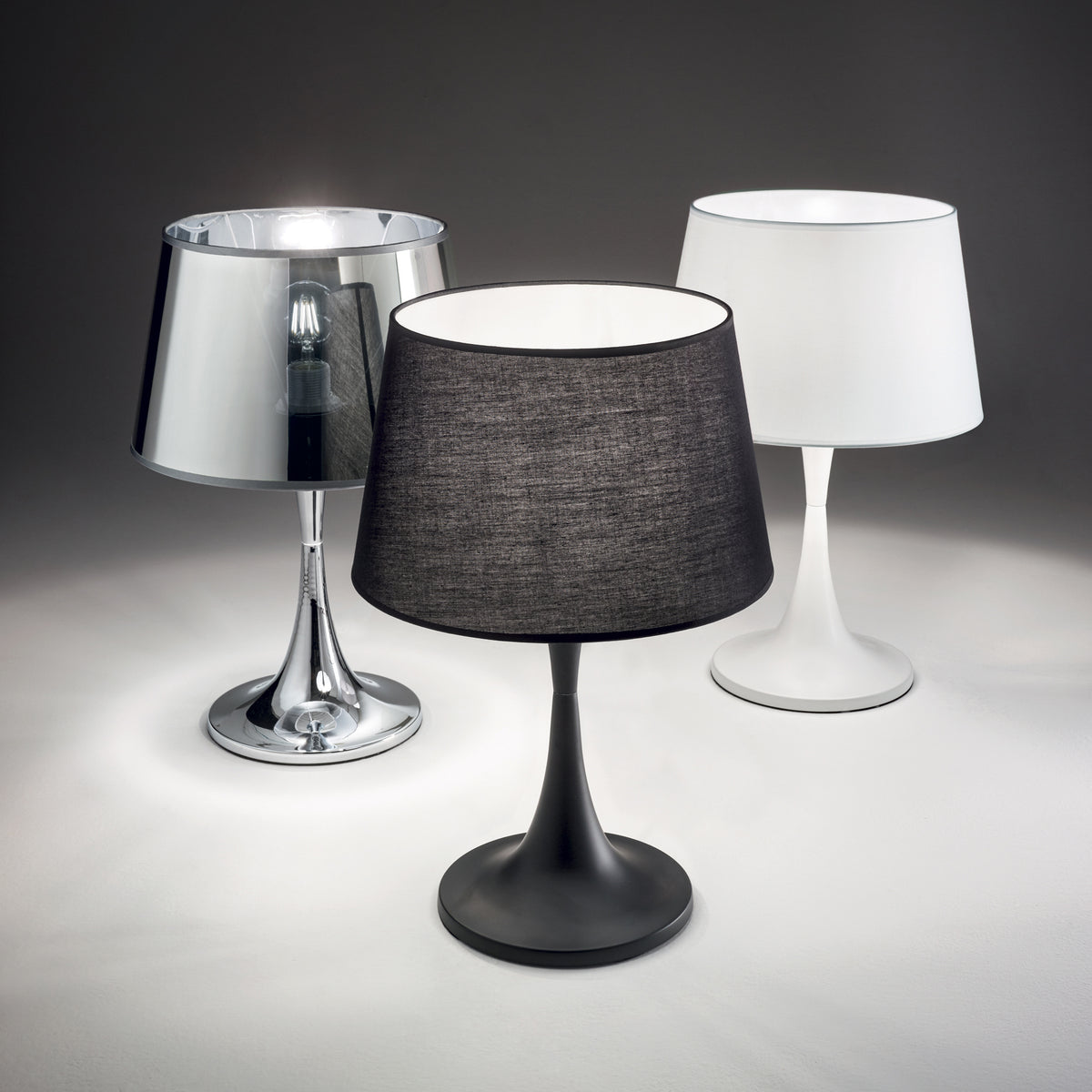 Lampă de masă London TL1, crom – ambient