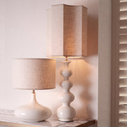 Lampă de masă Mabel, ceramică albă crăpată, cu abajur
