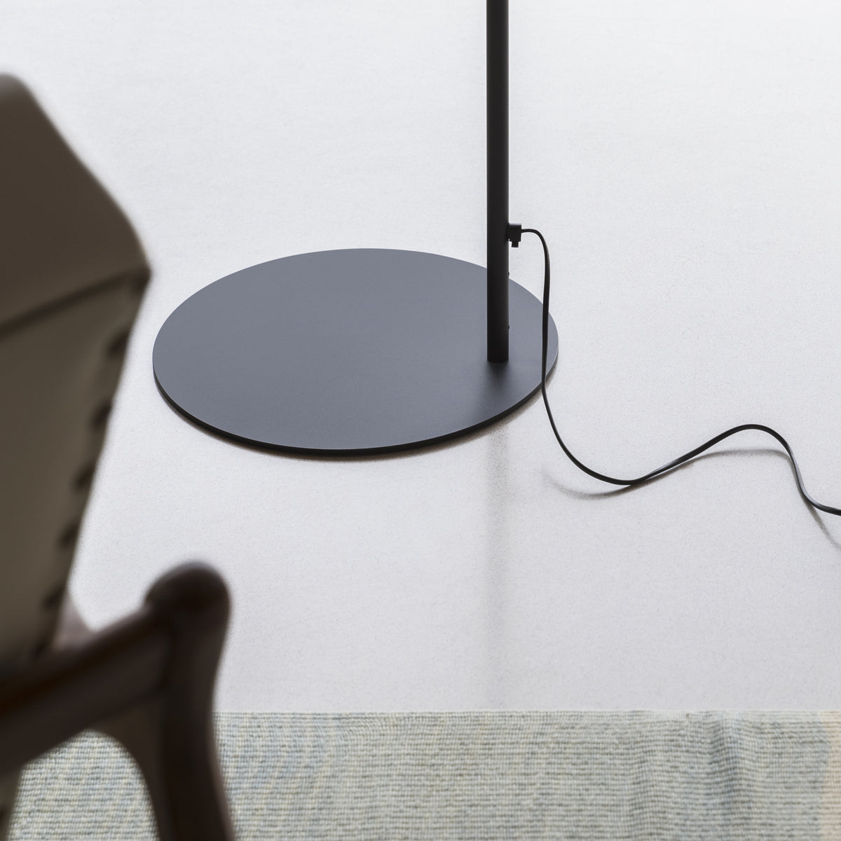 Lampă de podea Comet PT, negru – ambient