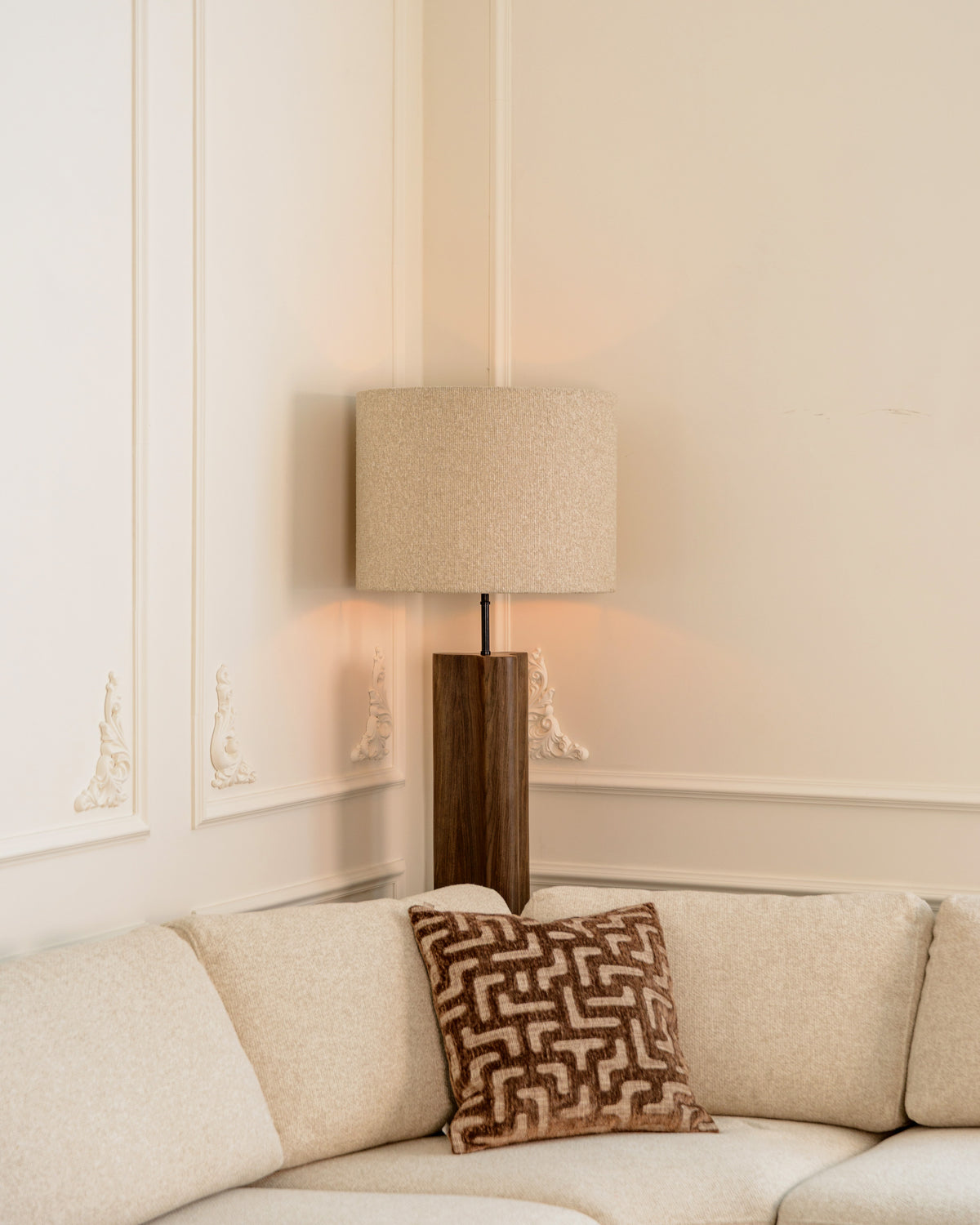 Lampă de podea Jamy, nuc – ambient