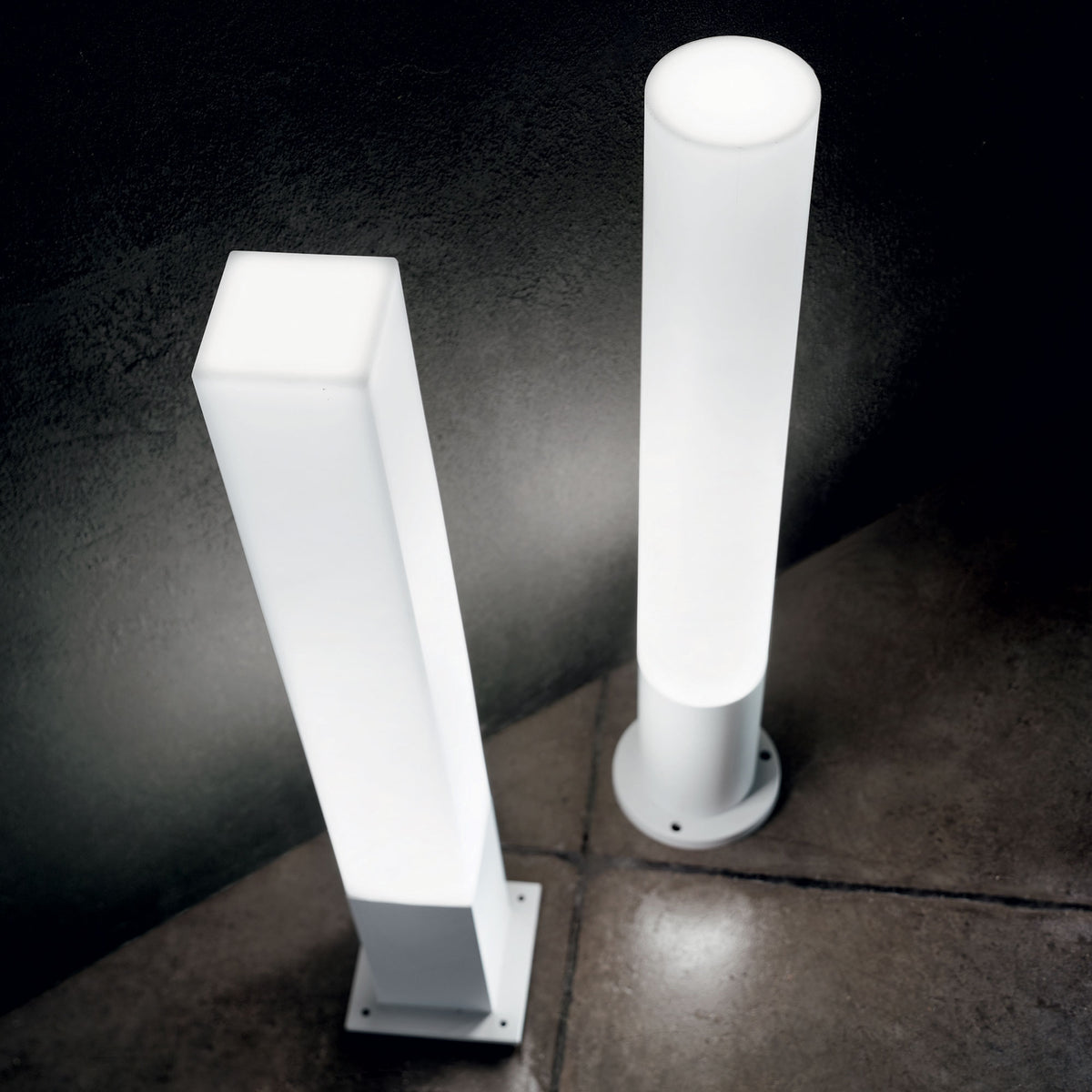 Lampadar de exterior Edo PT1 pătrat, alb – ambient