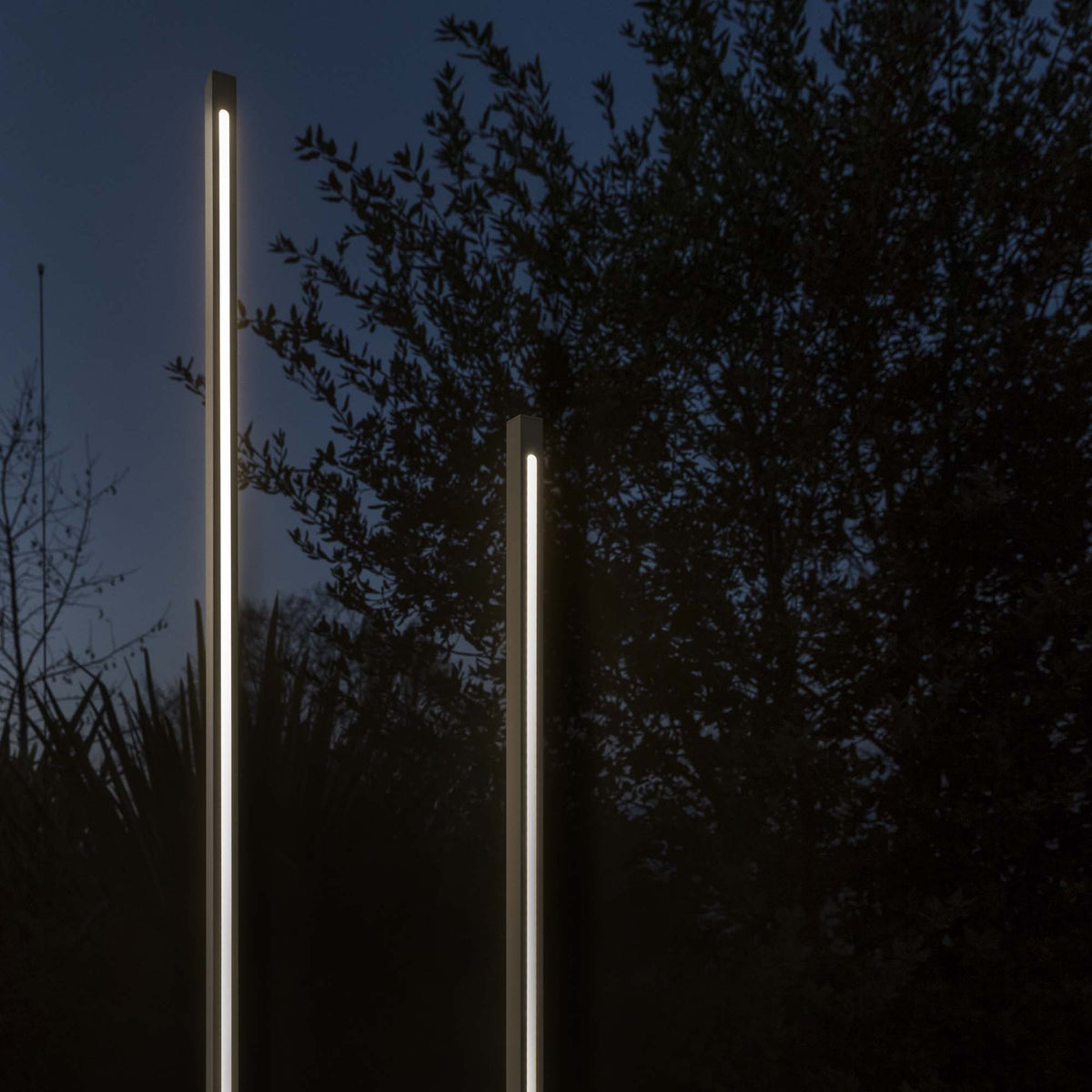 Lampadar de exterior Jedi PT H160, negru – ambient