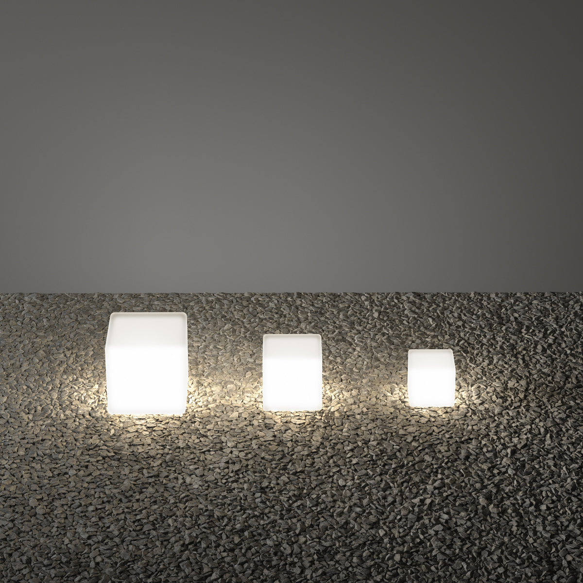 Lampadar de exterior Luna PT1 D30 – ambient