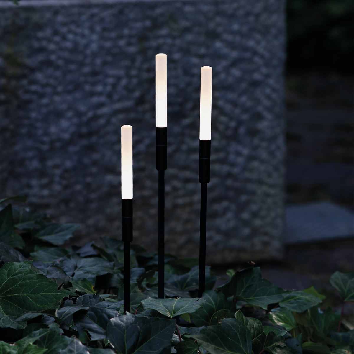 Lampadar de exterior Twiggy linie PT H74, cafeniu – ambient