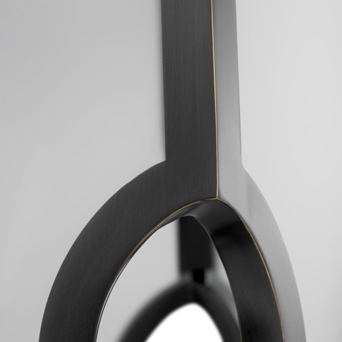 Lustră pendul Rockefeller, finisaj bronz cu reflexe, sticlă albă