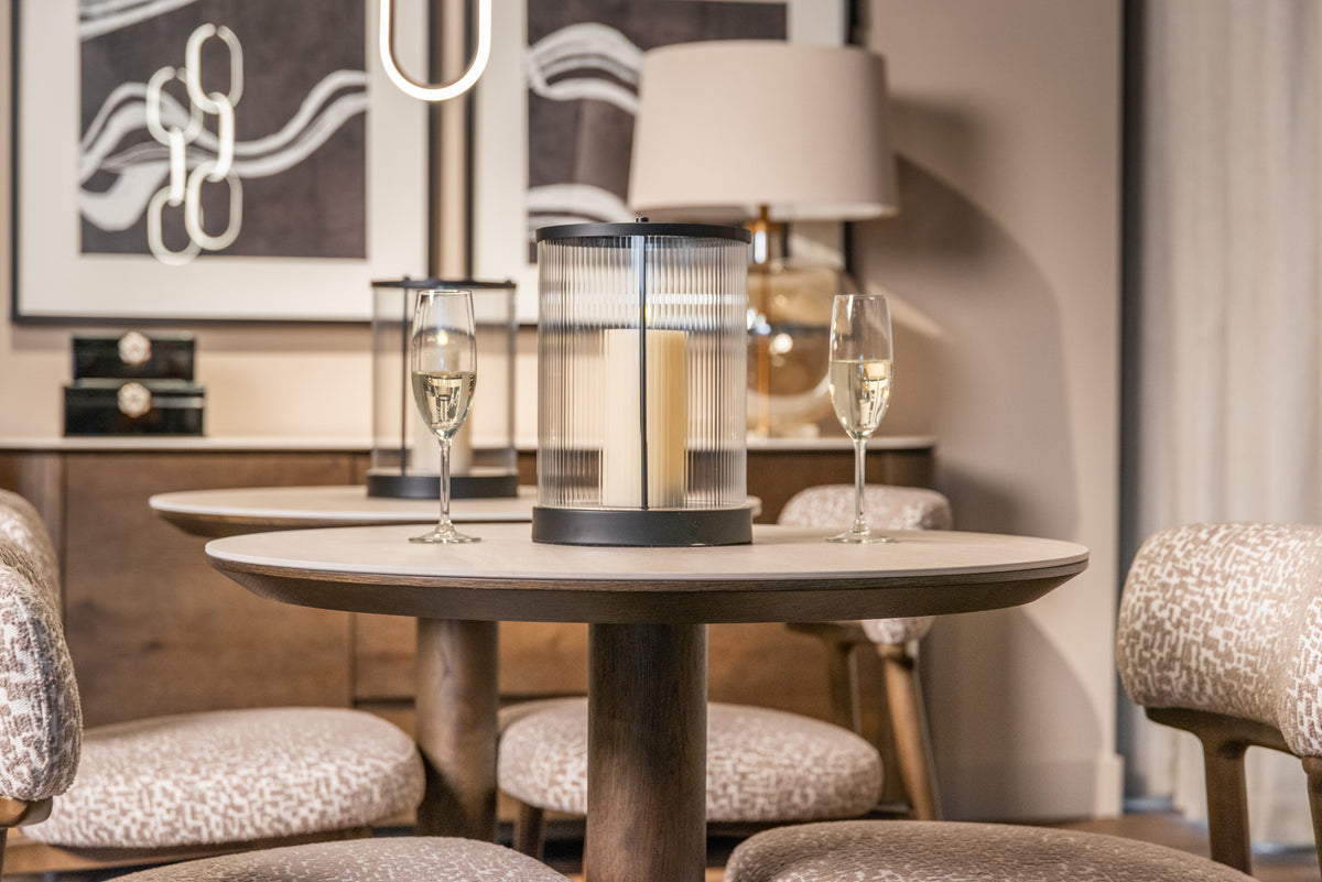 Masă bistro Ritz, maro, Ø 75 cm – ambient