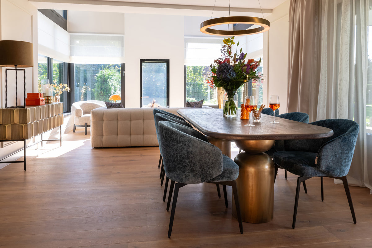 Masă dining Cavo, maro, 230 cm – ambient
