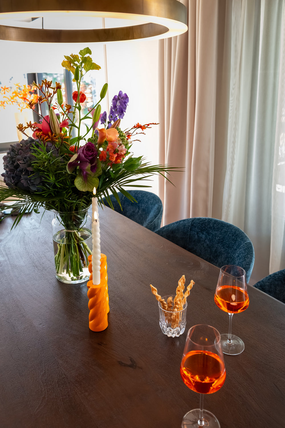 Masă dining Cavo, maro, 230 cm – ambient