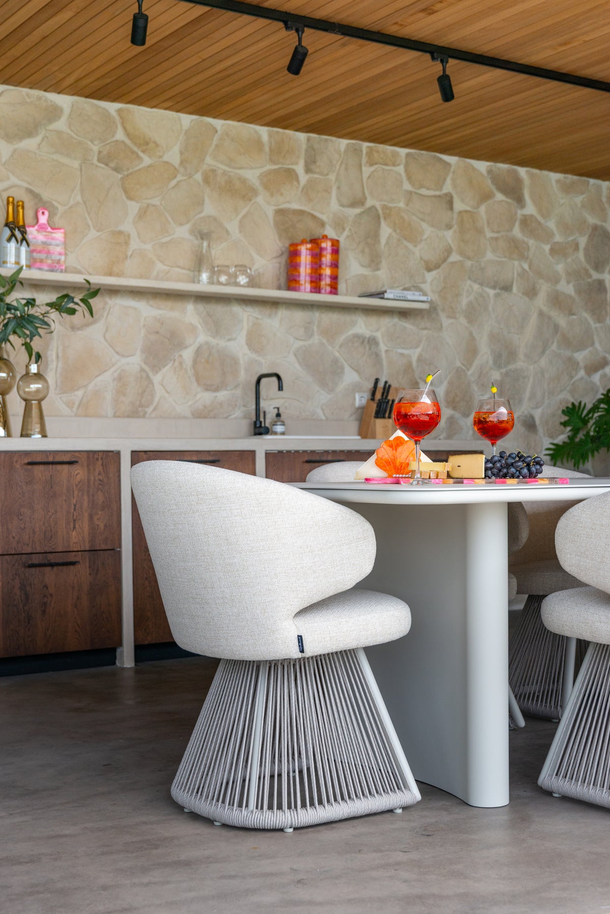 Masă dining de exterior Senza, bej deschis, 220 cm – ambient