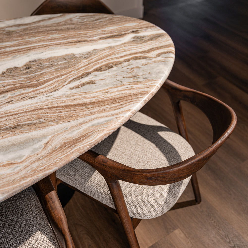 Masă dining Rashford, blush bej, oval, 200 cm – ambient
