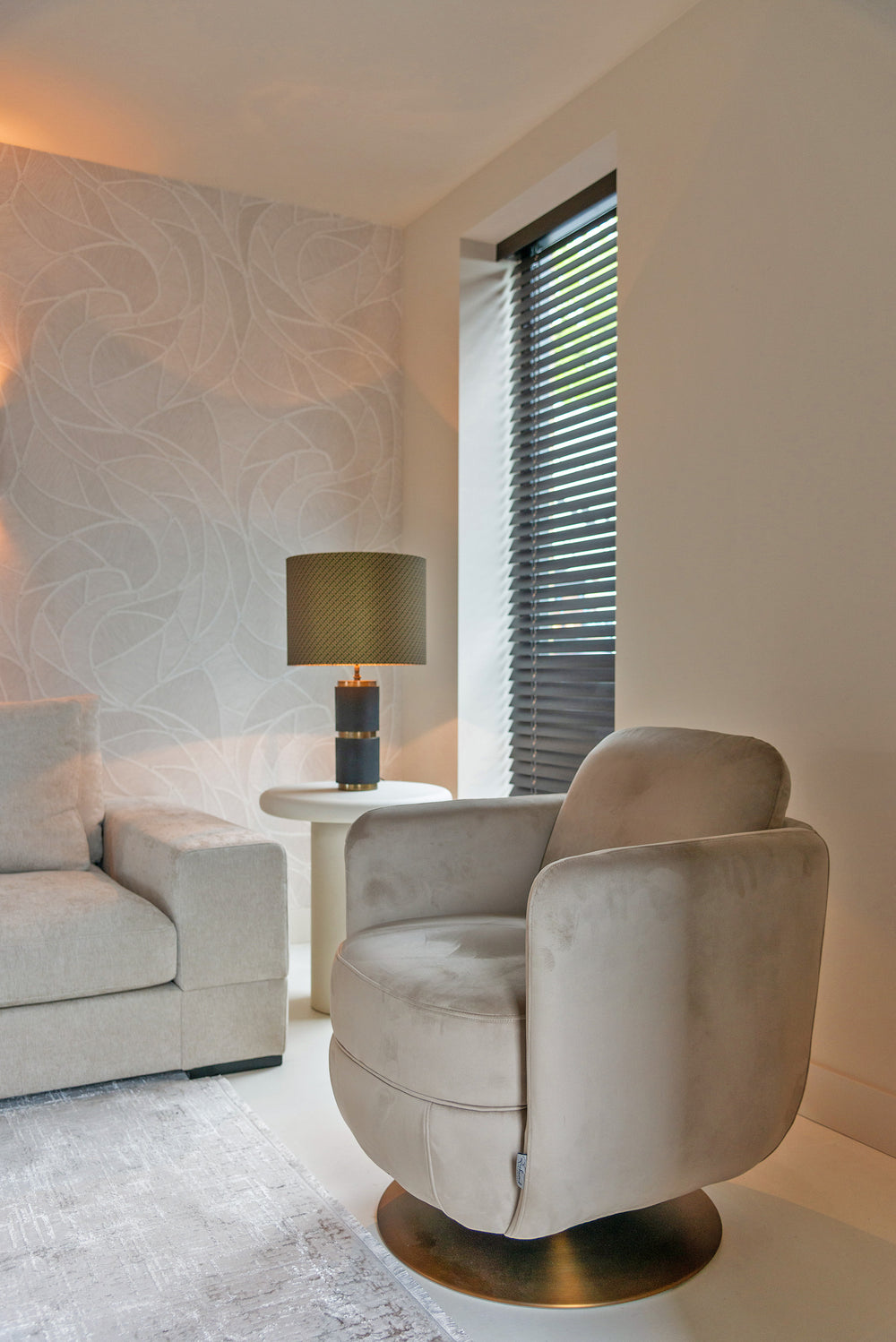 Măsuță auxiliară Bloomstone, alb – ambient