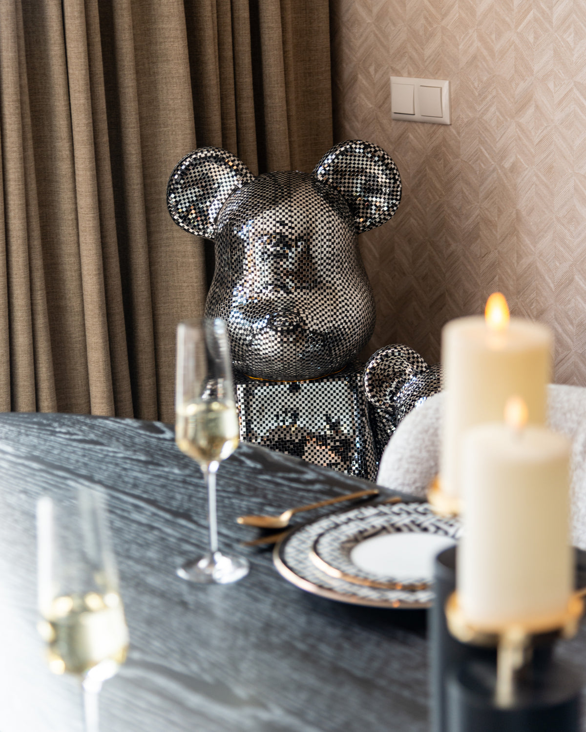 Obiect decorativ Bear, argintiu, mare – ambient