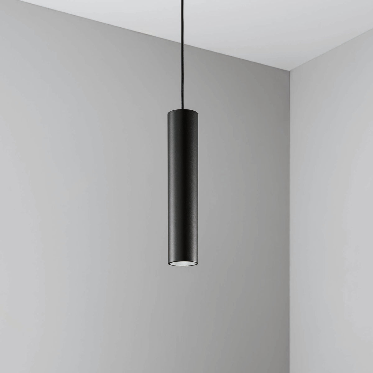 Pendul pe șină Deva tub 6W 4000K, negru – ambient