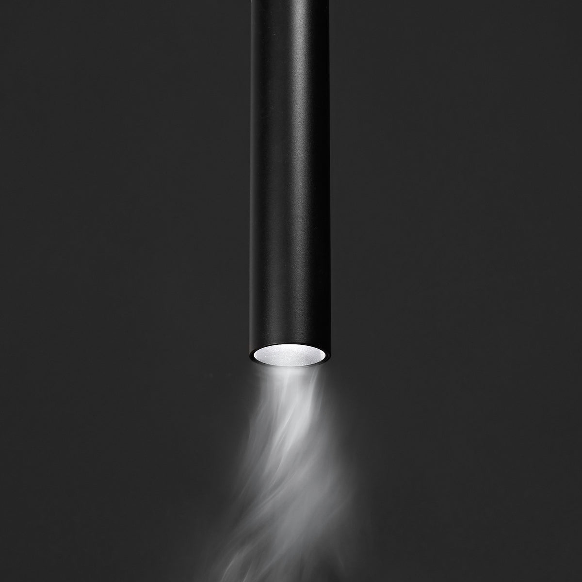 Pendul pe șină Ego tub 12W 3000K On-Off, negru – ambient