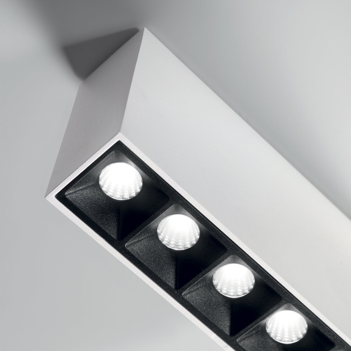 Plafonieră Lika PL 6W 3000K, negru – ambient