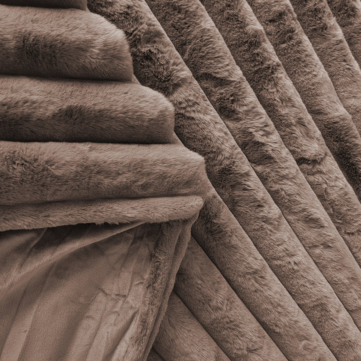 Pled Chic Furenzo, taupe, 150 x 200 cm