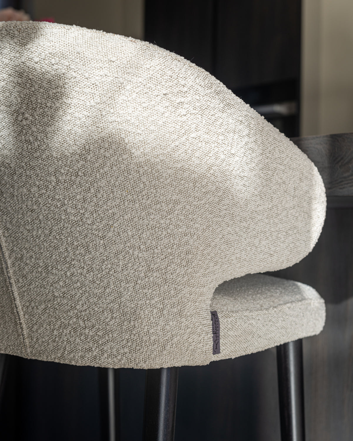 Scaun de bar Indigo, bouclé alb – ambient