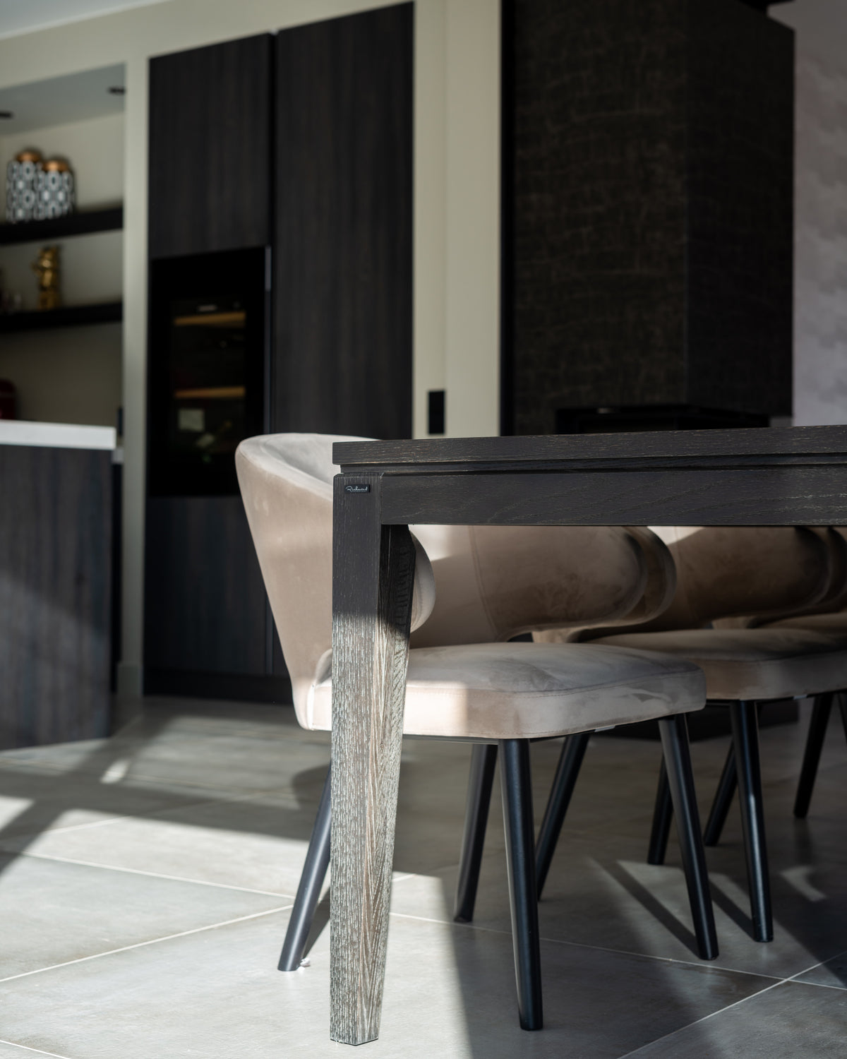 Scaun de bar Indigo, catifea kaki – ambient