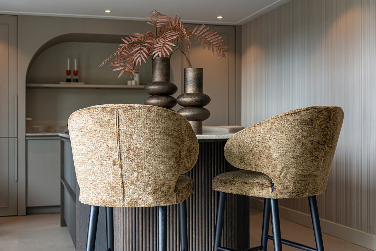 Scaun de bar Indigo, old gold triangle – ambient