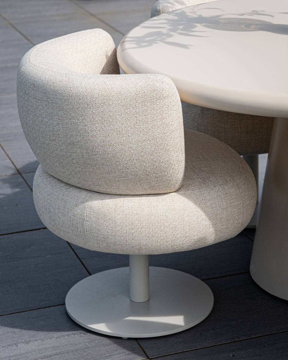 Scaun de exterior Mason, alpine bej, rotativ – ambient