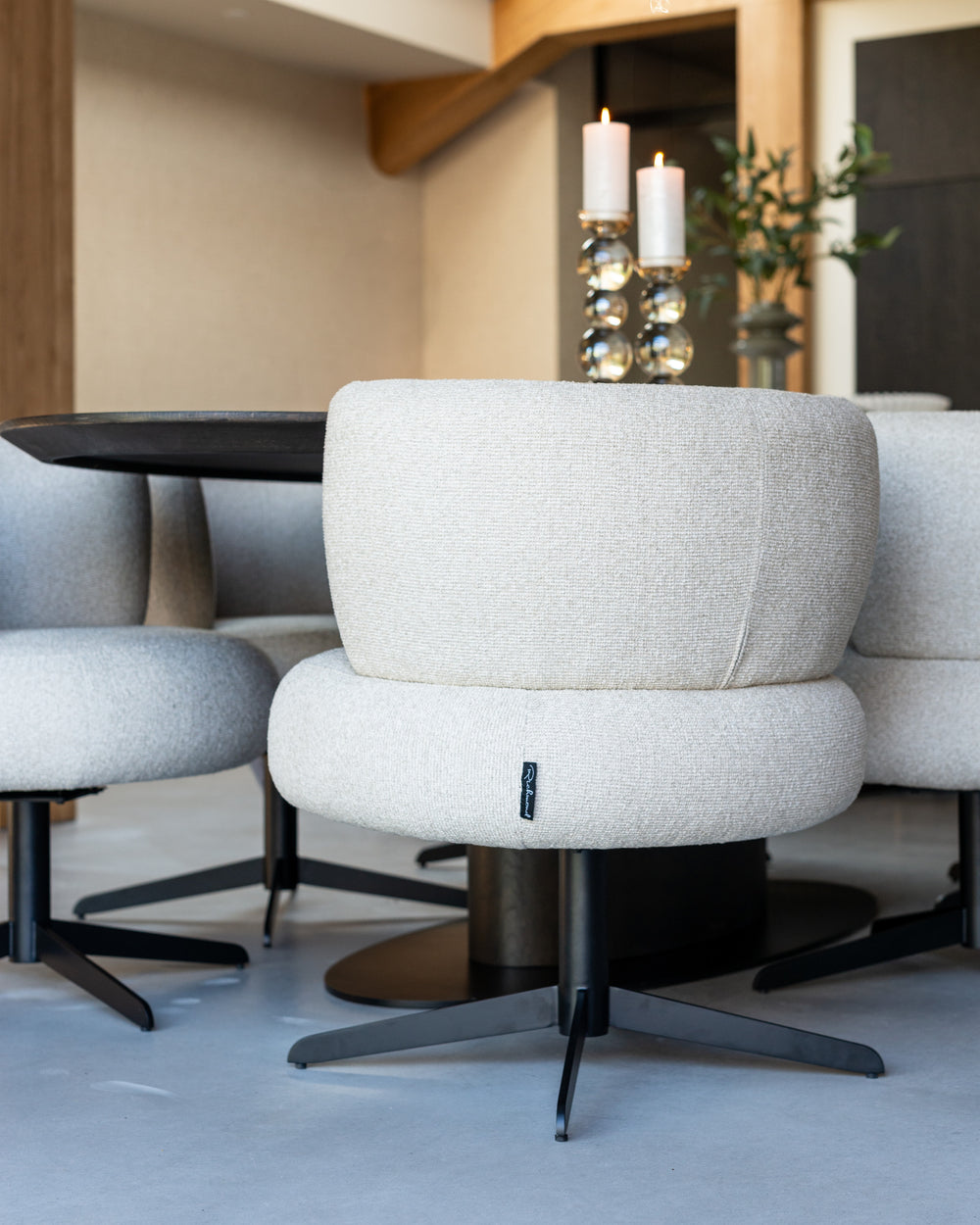 Scaun dining Alexis, biscotti, rotativ – ambient