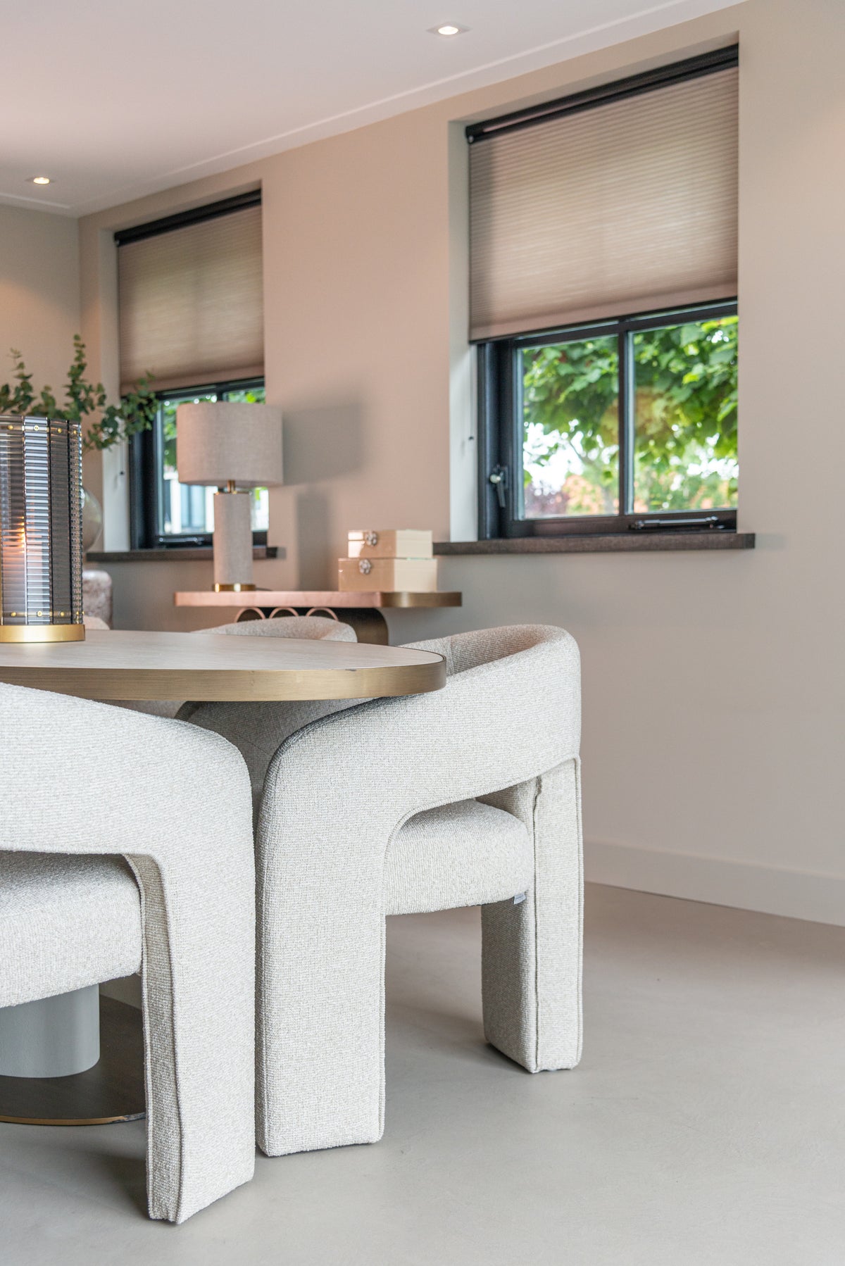 Scaun dining Belle, biscotti, ignifug – ambient