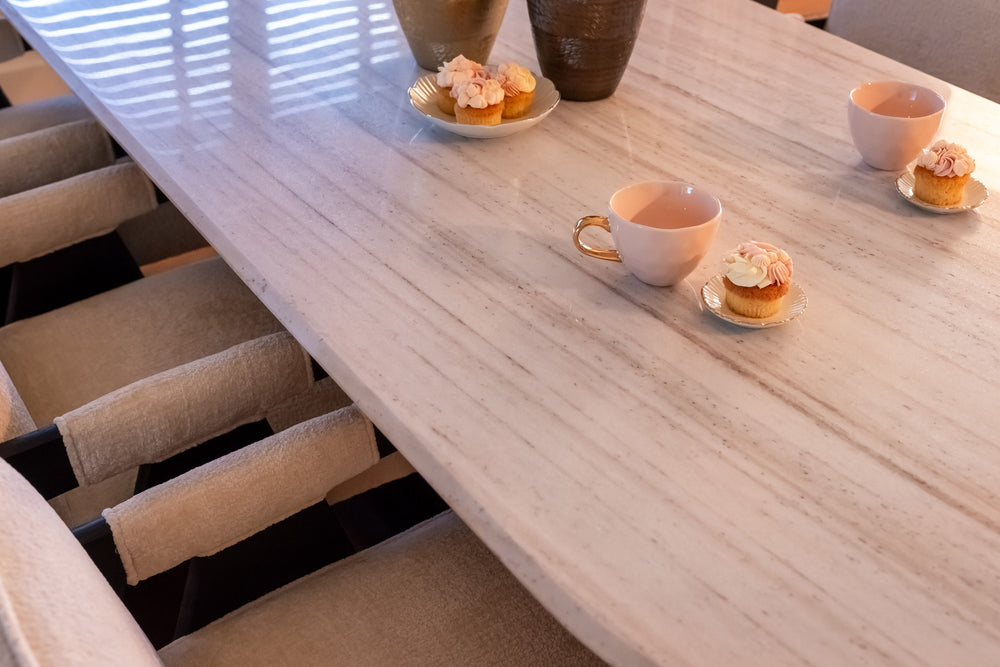 Scaun dining Cooper, chenille albă – ambient