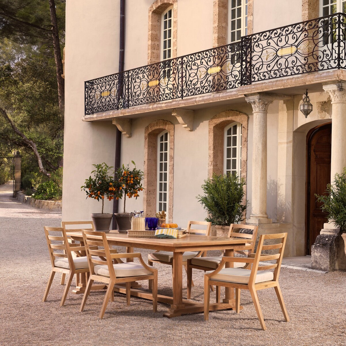 Scaun dining de exterior Hera, tec natural, Flores alb-crem