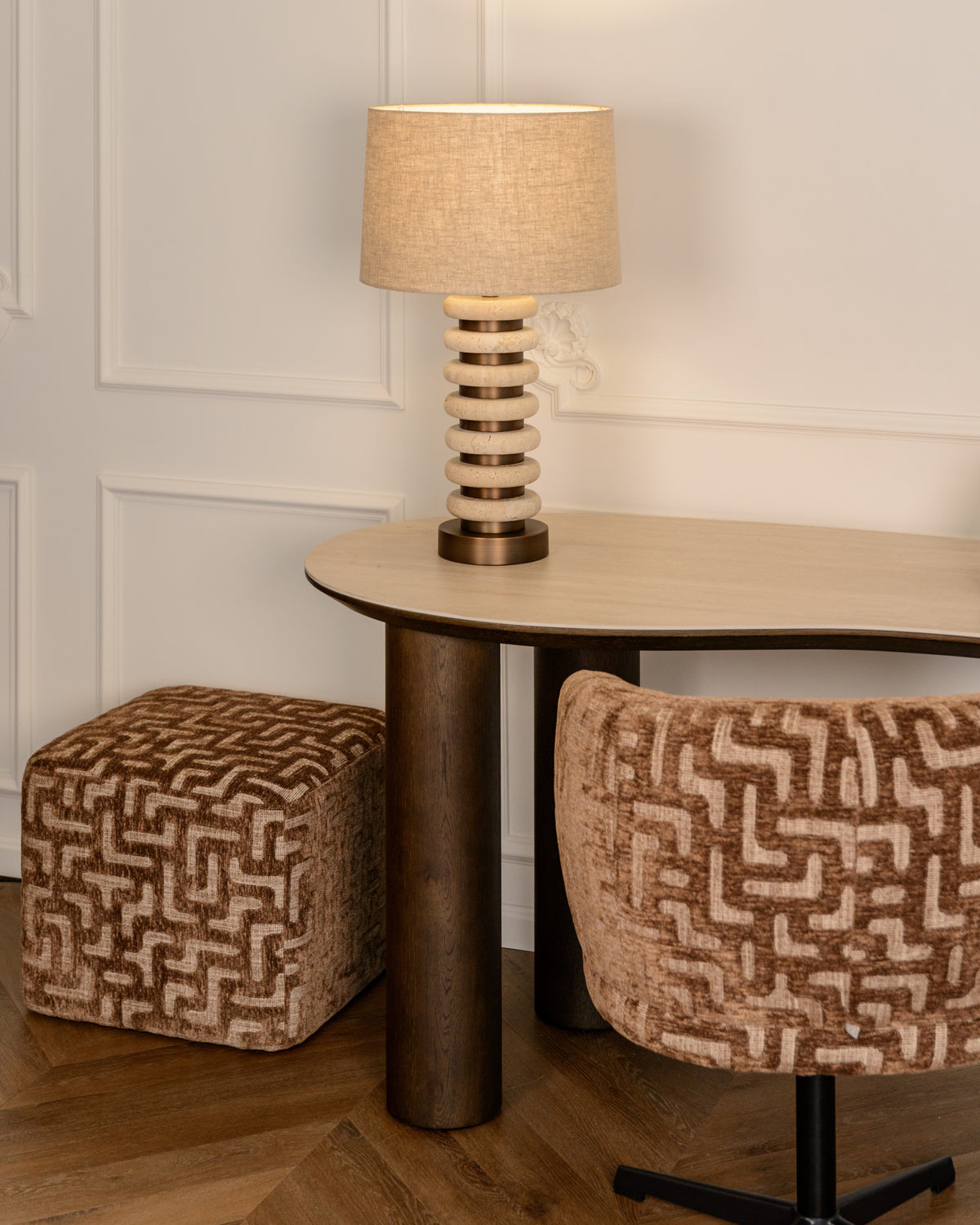 Scaun dining Dinan, labyrinth maro, rotativ, ignifug – ambient