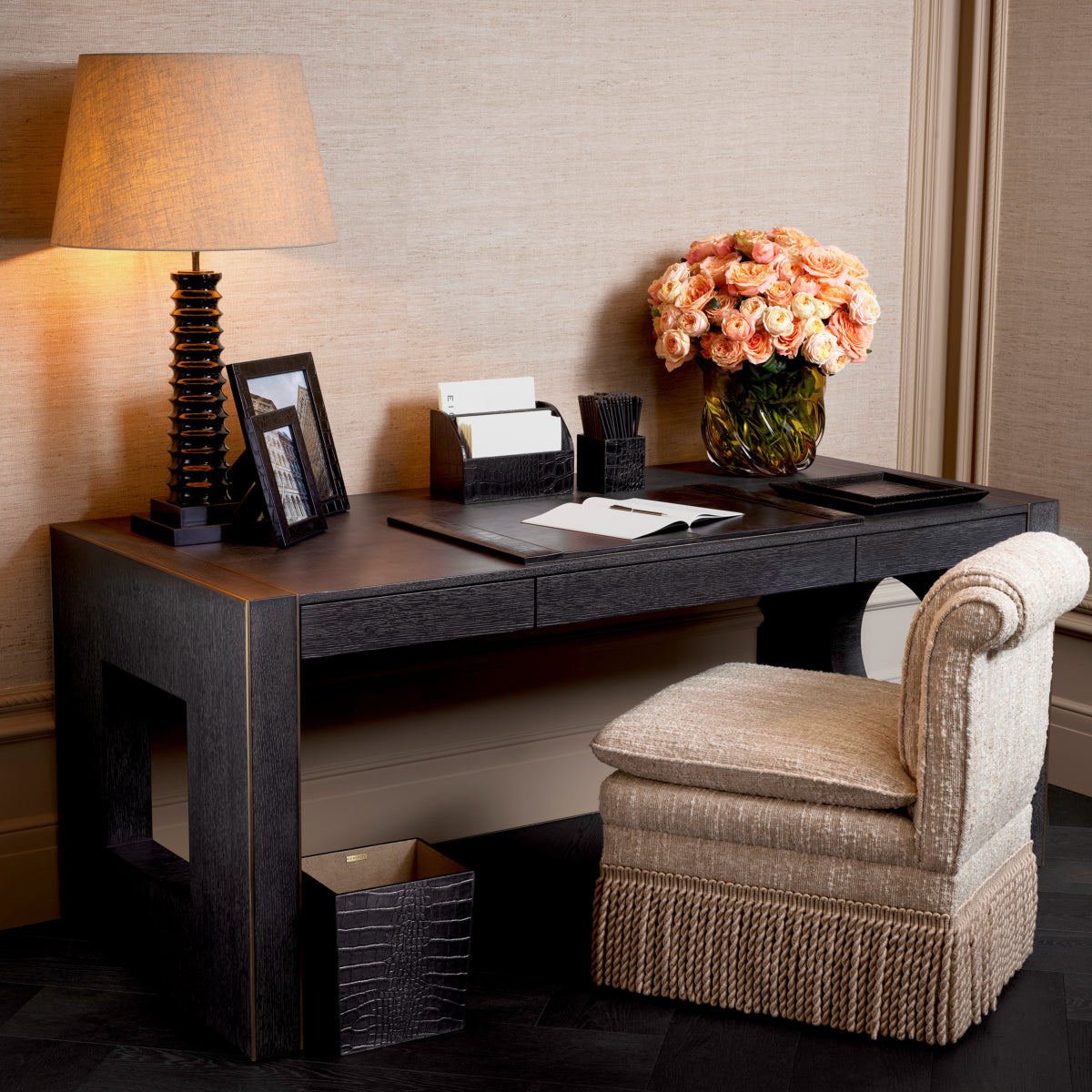Scaun dining Fairburn, bouclé Sonata crem