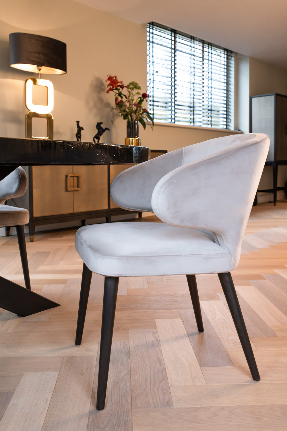 Scaun dining Indigo, catifea kaki – ambient