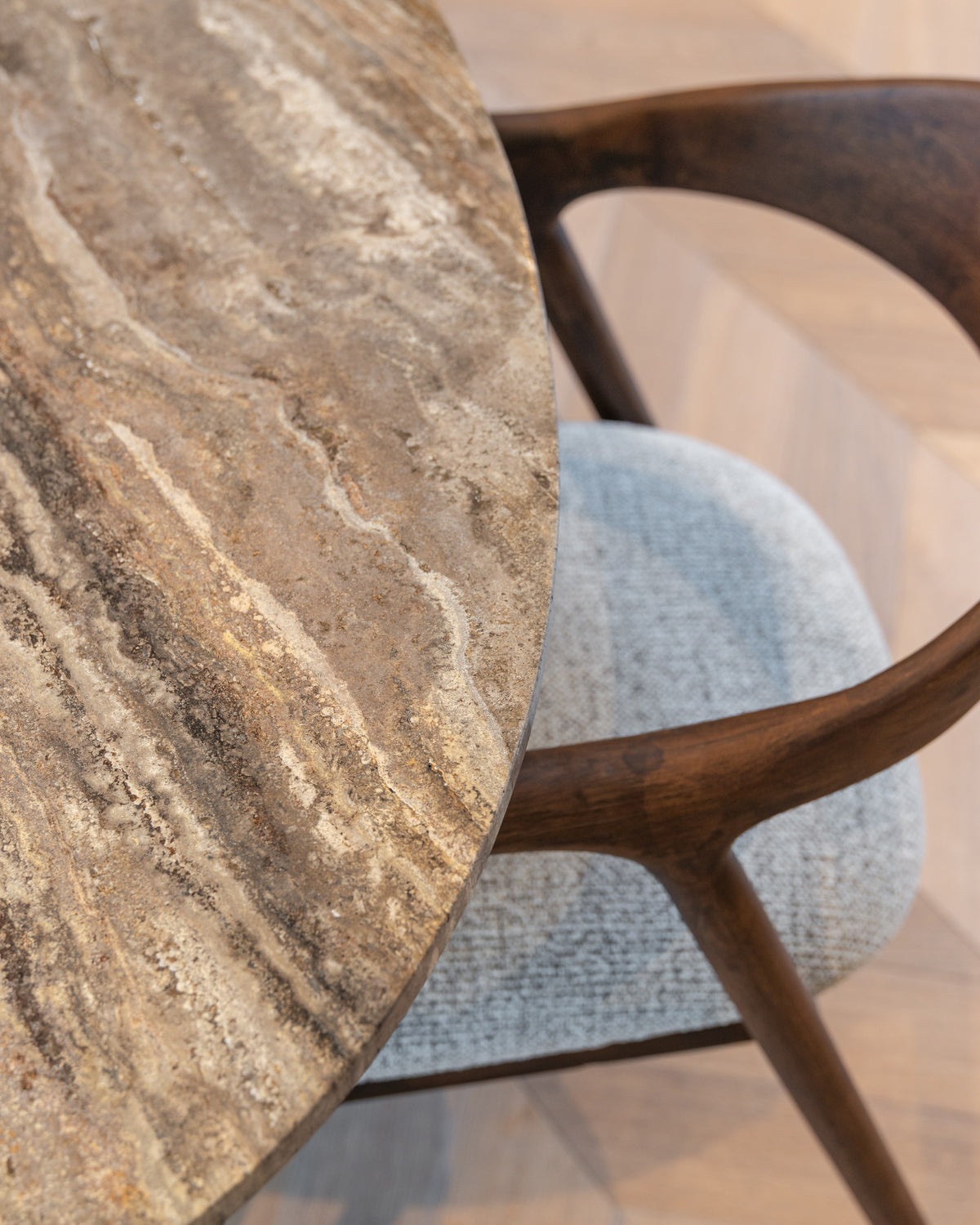 Scaun dining Mihara, fancy moca, ignifug – ambient