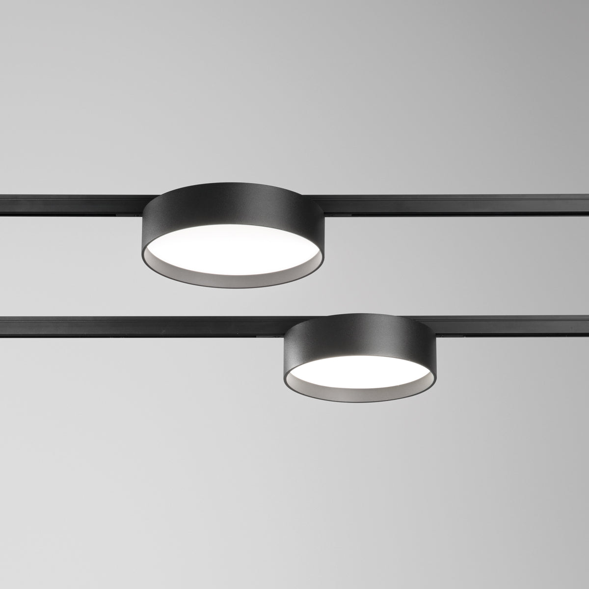 Spot pe șină Deva disc 15W 3000K, negru – ambient
